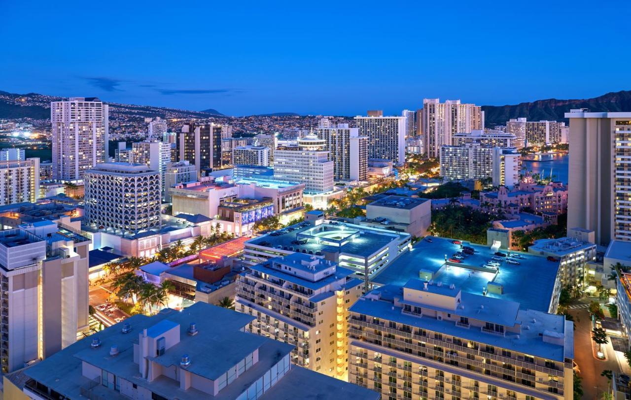 Waikiki Banyan 2111A Condo Гонолулу Экстерьер фото